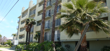 11936 Magnolia Blvd Unit 101, Valley Village, CA 91607