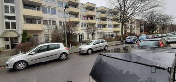 Singlefreundliche Wohnung mit Balkon in ruhiger, Tempelhofer Lage zu vermieten