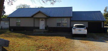 714 N  Brewer St, Vinita, OK 74301