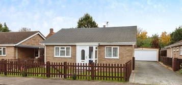 2 bed detached bungalow for sale