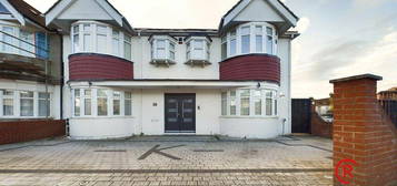 5 bedroom semi-detached house for sale