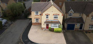 4 bed detached house for sale