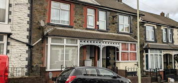 3 bedroom terraced house