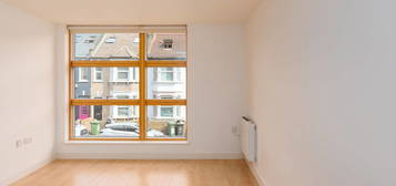 Flat to rent in Vida House, 50 Trundleys Road, Deptford SE8