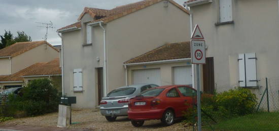 Maison F3 à CHASSENEUIL du POITOU