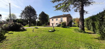 Pavillon 130m² avec jardin clôturé