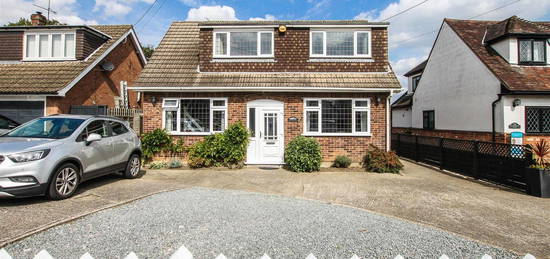 5 bed detached house for sale