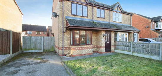 3 bed semi-detached house to rent