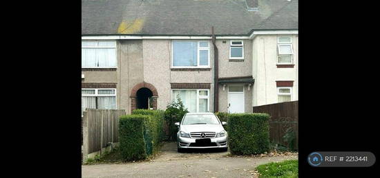 3 bedroom terraced house