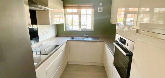 2 bed flat to rent