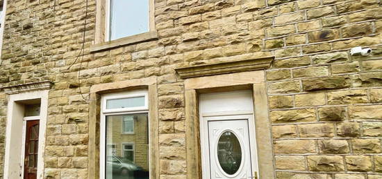 2 bed terraced house to rent