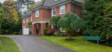 6 bed detached house to rent