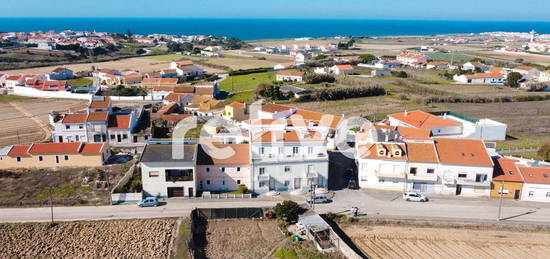 T3 com Garagem e Terraço na Atouguia da Baleia, Peniche