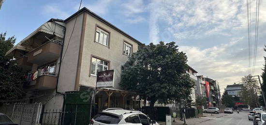 İzmit Yenişehir de Merkezi Konumda Kiralık 2+1 Daire