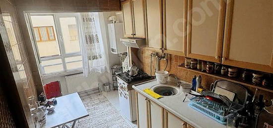 TUVA'dan ESKİ STAD KARŞISINDA 2+1 SATILIK DAİRE