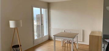 Studio  à vendre, 1 pièce, 29 m², Étage 10/11