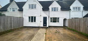 6 bedroom terraced house to rent