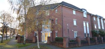 Flat to rent in 12 Yew Street, Hulme, Manchester M15