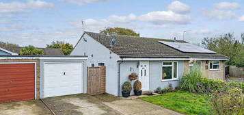 2 bedroom semi-detached bungalow for sale