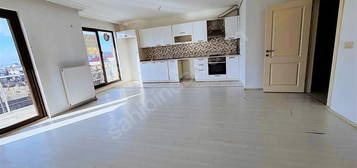 İNCEK TEKYAPIDA ATILIM VE UFUK ÜNİ YAKINI 2+1 SATILIK DAİRE