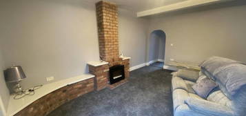 1 bedroom detached house