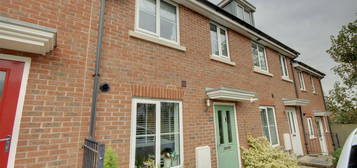 3 bedroom terraced house for sale