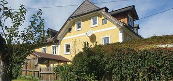 Wohnhaus mit 5 Wohneinheiten in Reiterndorf