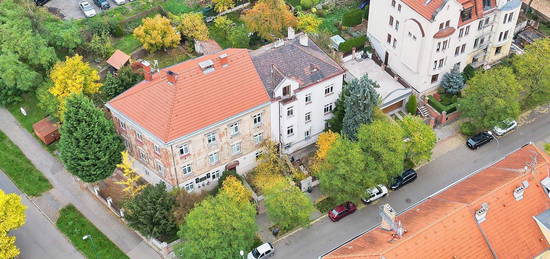 Prodej  rodinného domu 328 m², pozemek 726 m²