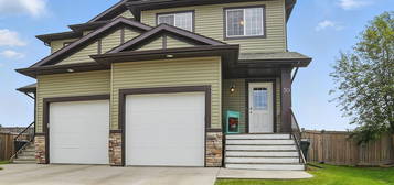 50 Hartwick Mnr, Spruce Grove, AB T7X 0L8