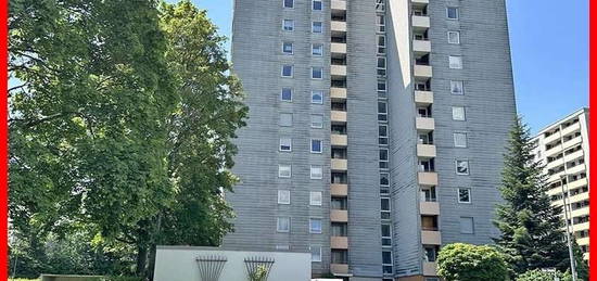 Geräumige Vier-Zimmerwohnung mit Fernblick