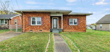 923 Clay St, Henderson, KY 42420