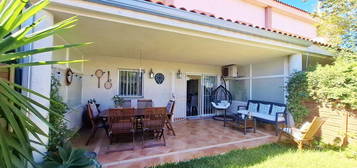 Chalet adosado en venta en Zona Parc Central - Hort de Trenor