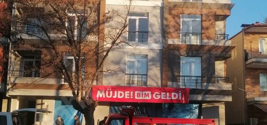 SAHİBİNDEN EŞYALI ÇARSİ MERKEZDE CADDE ÜSTÜ SIFIR KİRALİK DAİRE