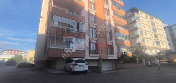 Re/max Lacivert'ten Yldzkent'te Kiralk 3+1 Daire