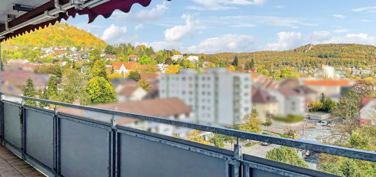 Freie 3-Zimmer-Eigentumswohnung mit Balkon, Garage und herrlichem Blick auf Albstadt