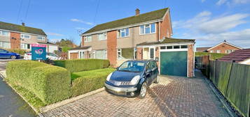 3 bed semi-detached house for sale