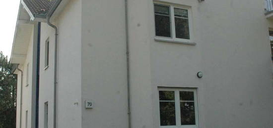 Sofort beziehbar! 80qm Traumwohnung in Biesdorf: 2 Etagen m. eigenem Garten!