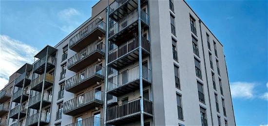 Zeitgemäßes Wohnen: Neubau mit sonnigem Balkon