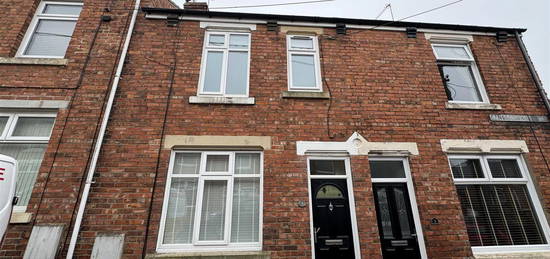 Property to rent in Sandringham Road, Crook DL15