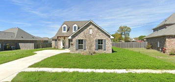 6418 Sugar Harvest Ct, Addis, LA 70710