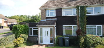 Shared accommodation to rent in Tenterden Drive, Canterbury CT2