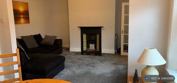 3 bedroom flat