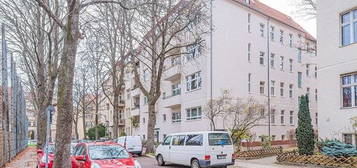 Lebendiger Kiez mit viel Grün - vermietete 3-Raumwohnung als KAPITALANLAGE in Friedenau