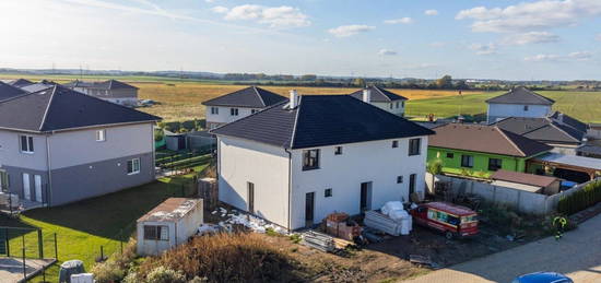 Rodinný dům, 117 m² + 360 m² pozemek, Polerady