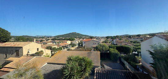 À louer T2 avec terrasse Corniche de Solviou