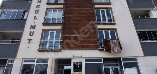 BARIŞMAH.EBEVYN BANYOLU 140M2GENİŞ 3+1ÇİFTBALKON ARAKATYENİDAİRE