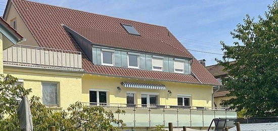 XXL-Dachterrasse und viele Extras: 4-Zi.-Wohnung in Korb