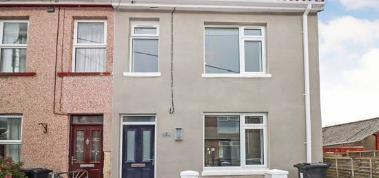 2 bed end terrace house for sale