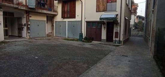 Appartamento all'asta in vicolo San Crispino, 5