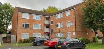 2 bed flat to rent